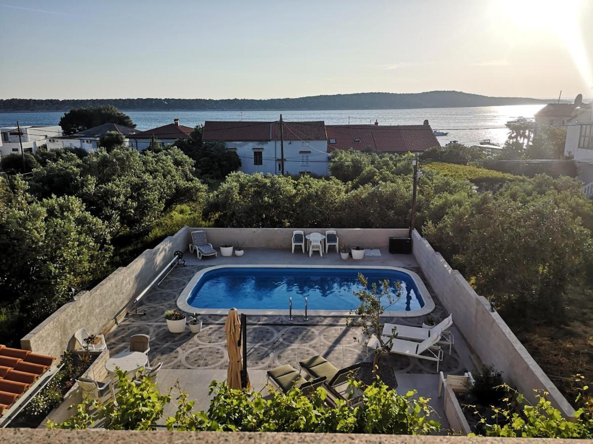 Casa Surya - Apartments With Sea View And Swimming Pool Barbat na Rabu Exterior foto